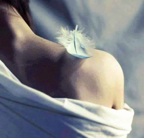 Massage-Feder